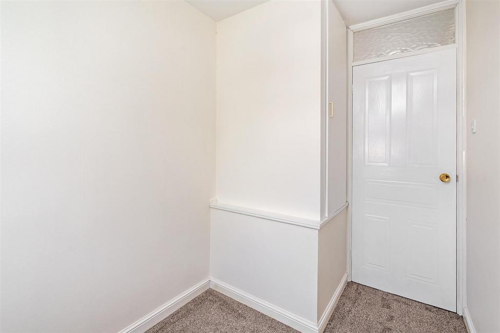 28 Blaythorn Avenue-6 lo.jpg