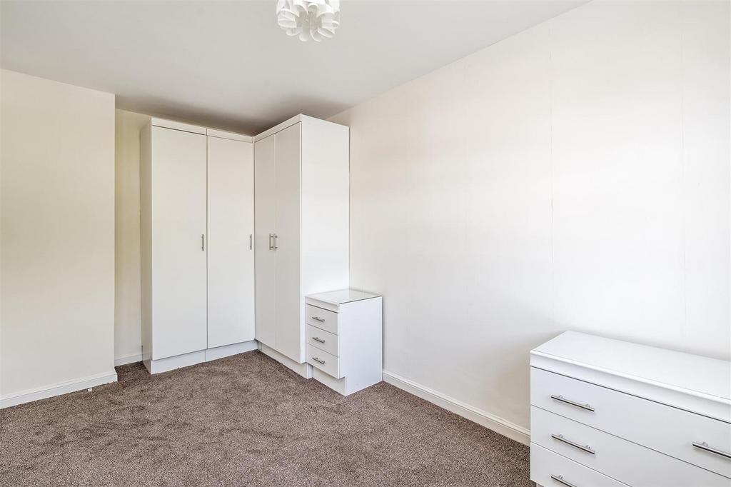 28 Blaythorn Avenue-4 lo.jpg