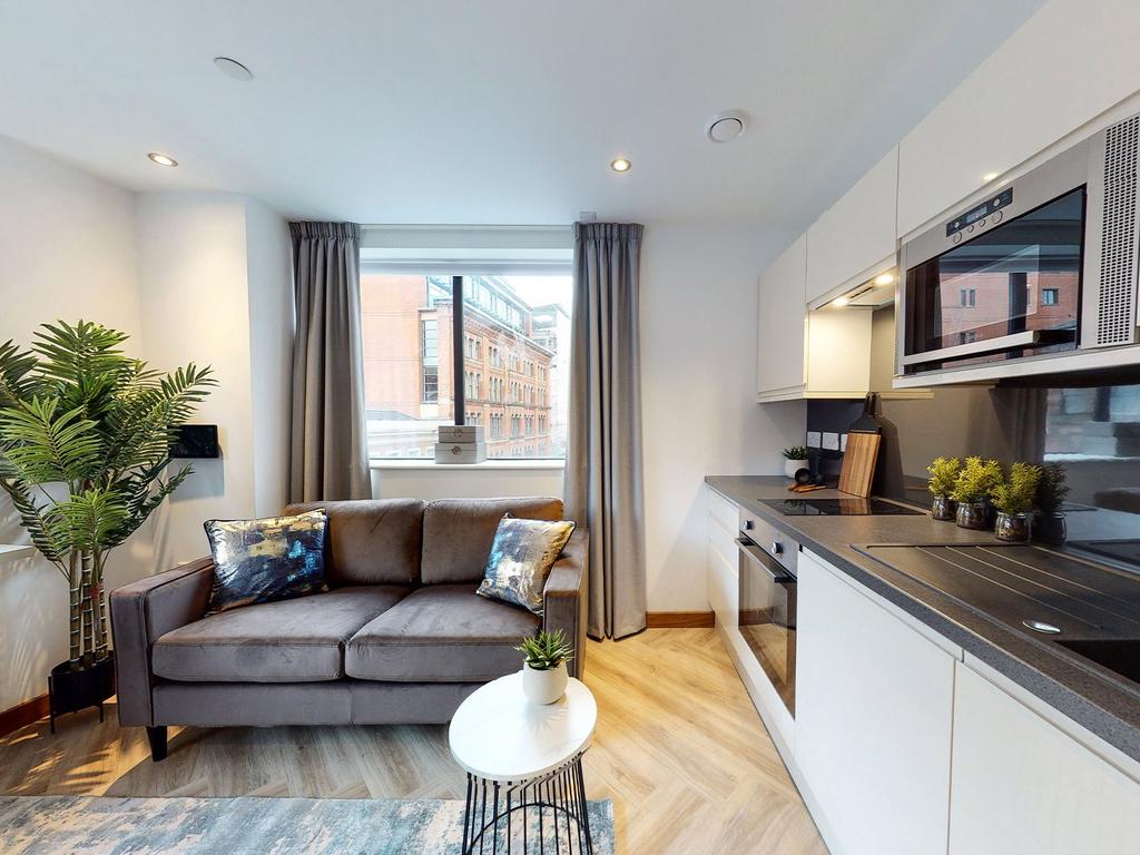 Apartment in Manchester, City Centre - View 4