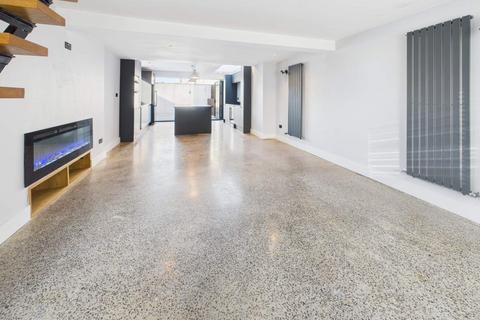 undefined, Tyn-y-Parc Road, Rhiwbina. CF14