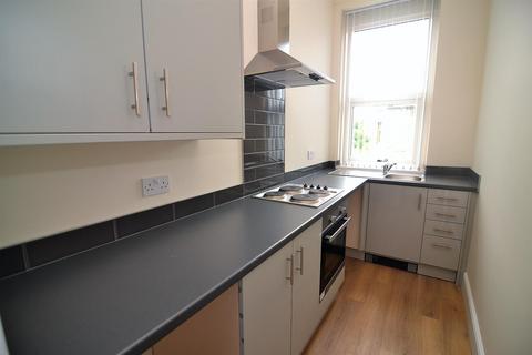 1 bedroom apartment to rent, Halifax Road, Hipperholme, Halifax