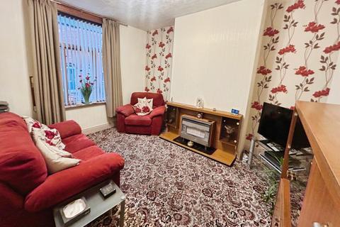 2 bedroom end of terrace house for sale, Norfolk Street, Greater Manchester SK14