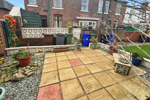 2 bedroom end of terrace house for sale, Norfolk Street, Greater Manchester SK14