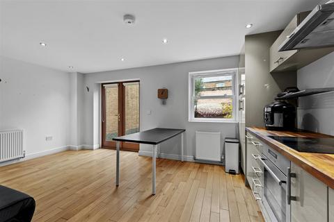 undefined, Lansdowne Road, Leamington Spa