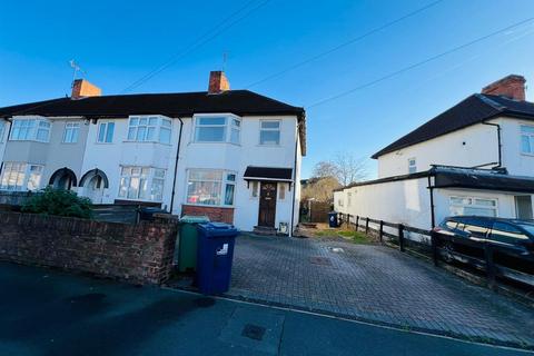 Long Drive, Greenford