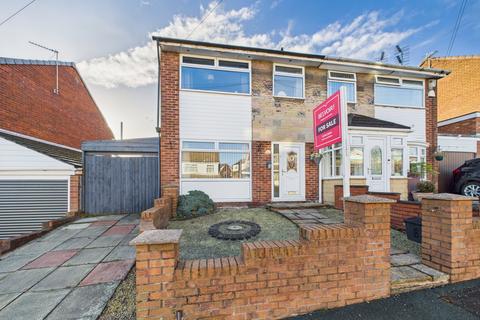 3 bedroom semi-detached house for sale, Mayfield Avenue, Sutton Heath, St Helens, WA9