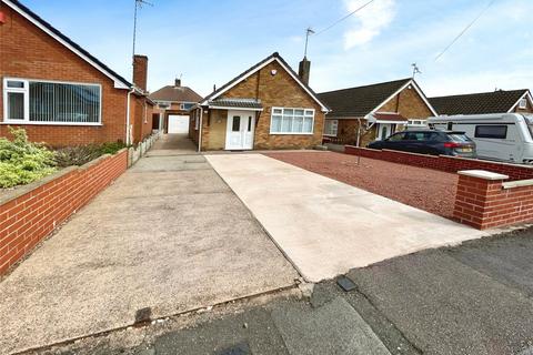 2 bedroom bungalow to rent, Portland Avenue, Nottingham NG17