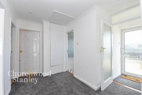 undefined, Columbine Gardens, Walton On The Naze, CO14