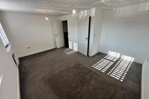 1 bedroom semi-detached house to rent, Hector Drive, Peterborough PE2