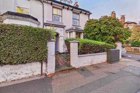 3 bedroom end of terrace house for sale, Tring Road, Aylesbury HP20