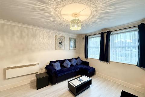 Tobermory Close, Slough