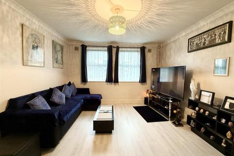 undefined, Tobermory Close, Slough