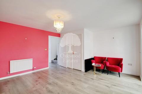 undefined, Walker Crescent, Langley SL3