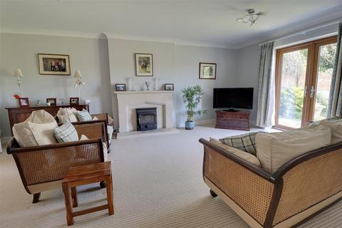 5 bedroom detached house for sale, Green Fields, Cheltenham Road East, Churchdown