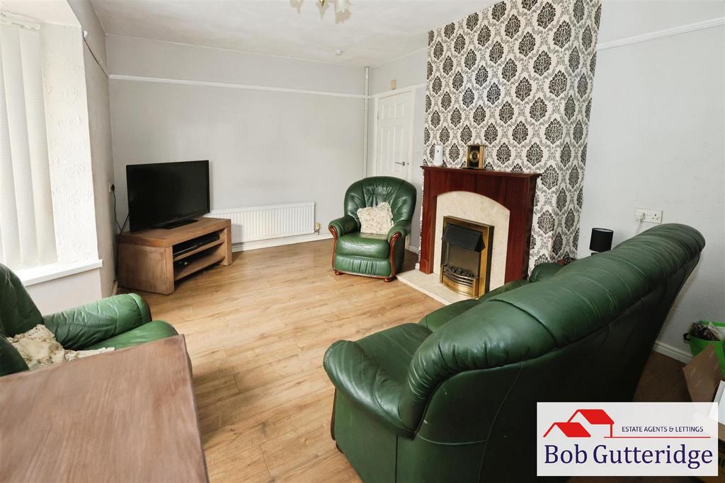 Bay fronted lounge