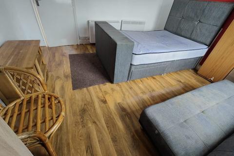 undefined, 2 Bed – First Floor Flat – Tyndale Street, Leicester, LE3 0QQ. £1050 PCM, BILLS INCLUSIVE.