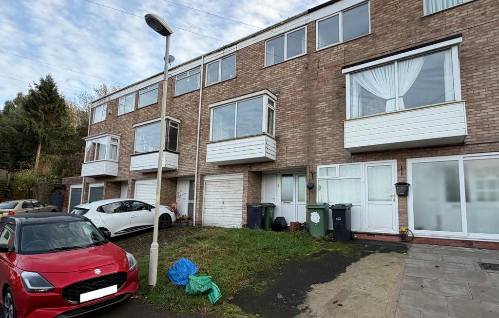 7 Woodleigh Close