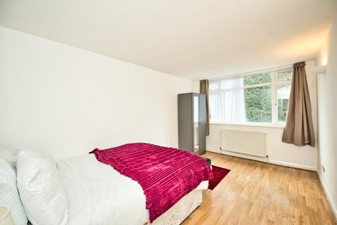 undefined, Johnson Street, Shadwell, Limehouse, Poplar, London, E1