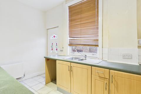 2 bedroom terraced house to rent, Boston Street, Hyde, SK14 2RT