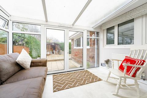 3 bedroom detached bungalow for sale, Field House Gardens, Diss IP22