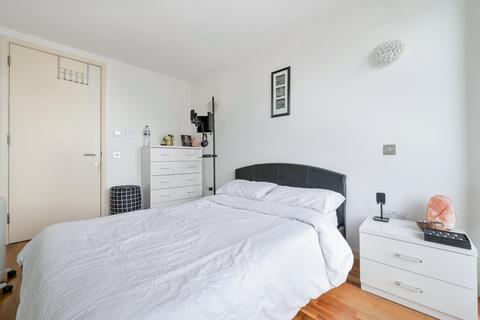 2 bedroom apartment for sale, New Providence Wharf, 1 Fairmont Avenue, E14