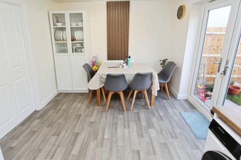 3 bedroom semi-detached house for sale, Wheatstone Gardens, Beeston, NG9