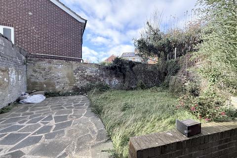 9 bedroom house share to rent, Ramsgate Road, Broadstairs