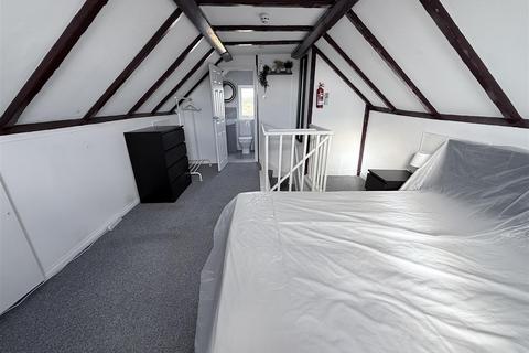 9 bedroom house share to rent, Ramsgate Road, Broadstairs