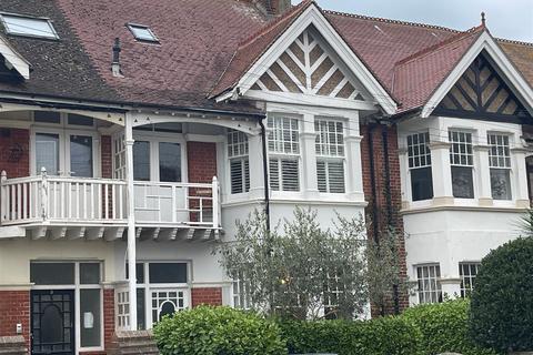 St. Georges Road, Worthing