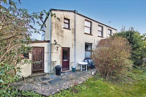 8 South Road