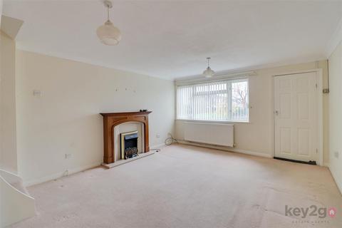 3 bedroom semi-detached house for sale, Redwood Avenue, Killamarsh, Sheffield, S21