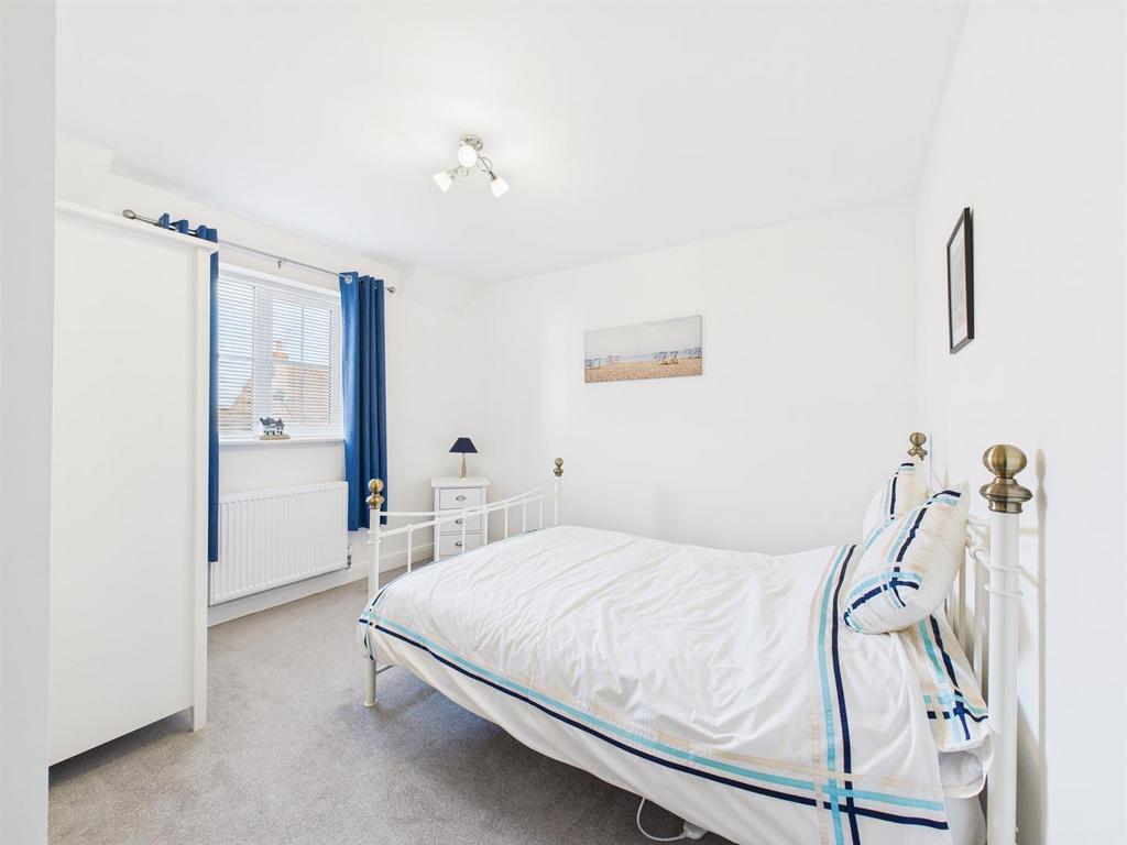 Bedroom: