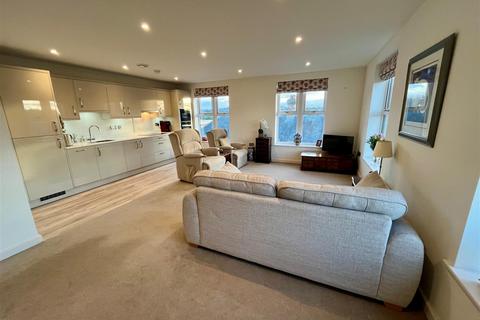 2 bedroom apartment for sale, Fountain Way, Salisbury