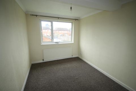 undefined, Queen Annes Drive, Westcliff-On-Sea