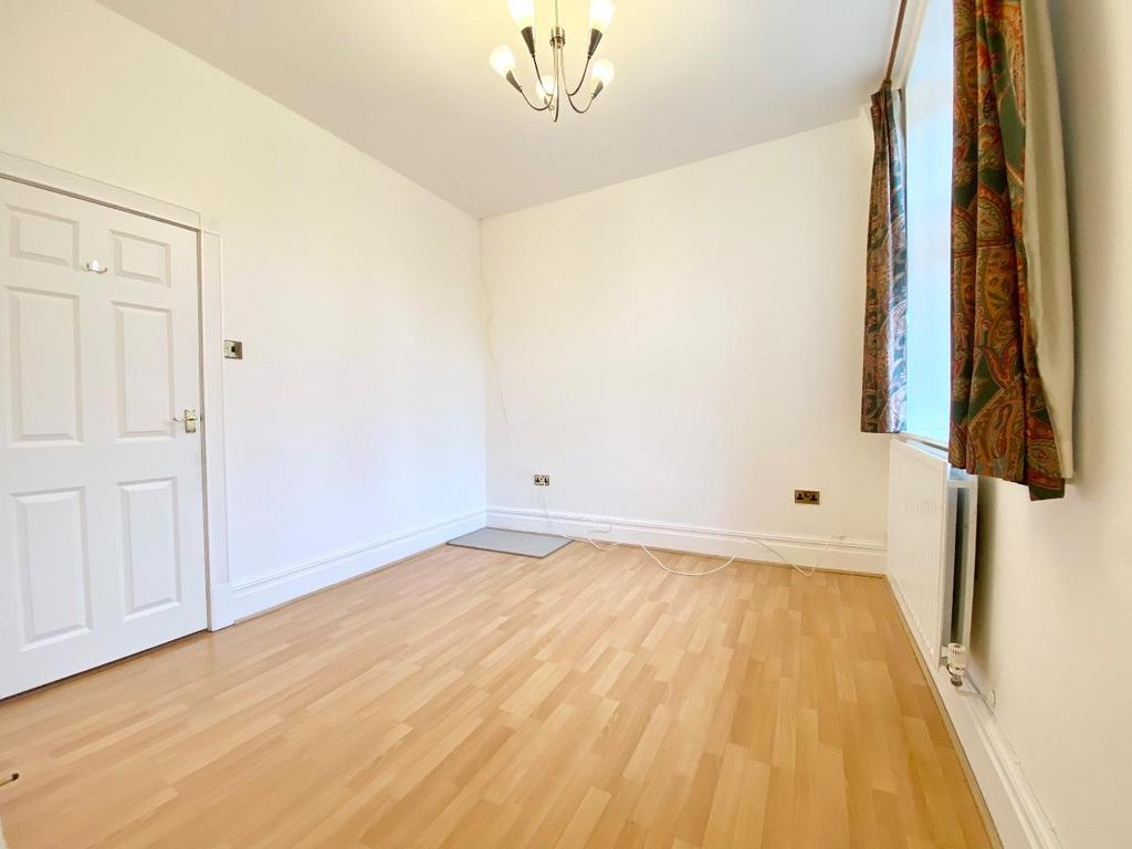 Bedroom three/office
