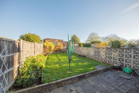 3 bedroom terraced house for sale, Waverley Avenue, London, E4
