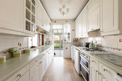 3 bedroom terraced house for sale, Waverley Avenue, London, E4