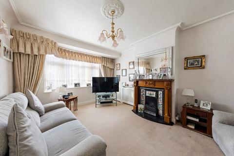 3 bedroom terraced house for sale, Waverley Avenue, London, E4