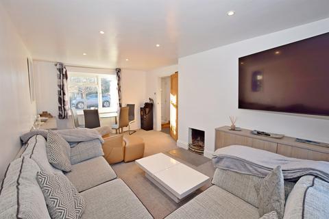 2 bedroom end of terrace house to rent, Crossways, Middleton-On-Sea, Bognor Regis, PO22