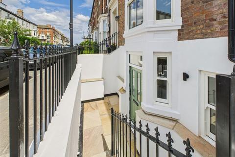 Belle Vue Terrace, Whitby YO21