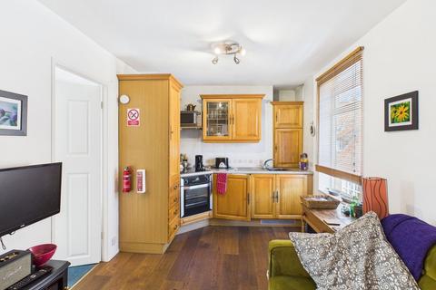 2 bedroom apartment for sale, Baxtergate, Whitby YO21