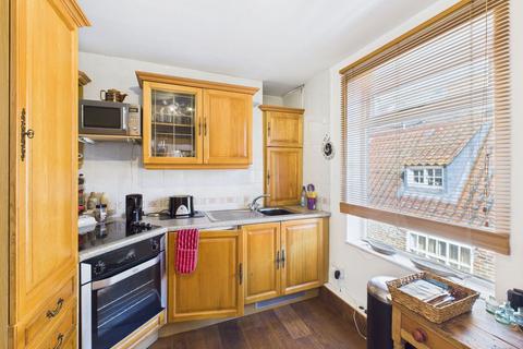 2 bedroom apartment for sale, Baxtergate, Whitby YO21