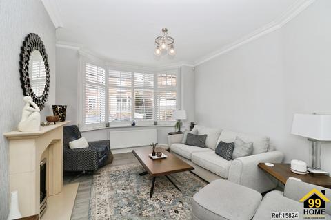 undefined, Park Avenue, Cheshire, M33