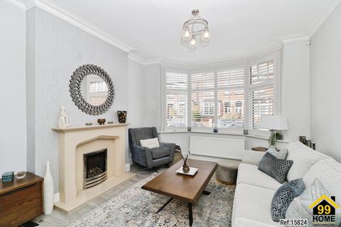 undefined, Park Avenue, Cheshire, M33