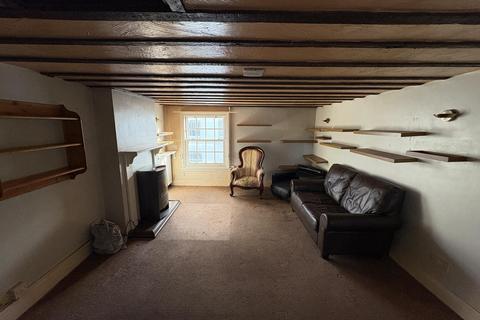 1 bedroom flat for sale, 4A High Street, Great Wakering, Southend-On-Sea, Essex SS3 0EQ