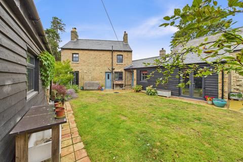 4 bedroom detached house for sale, St. Neots Road, St. Neots PE19