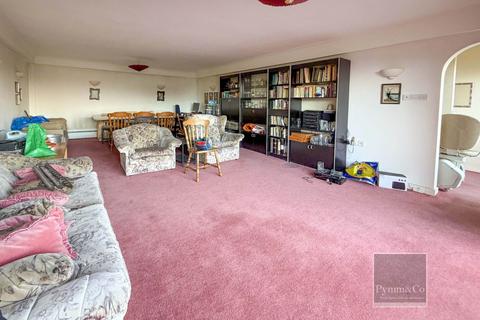 4 bedroom detached house for sale, Holt Road, Sheringham NR26