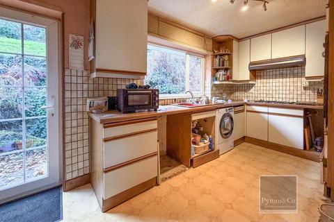 4 bedroom detached house for sale, Holt Road, Sheringham NR26
