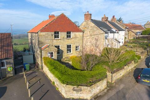 5 bedroom detached house for sale, Whitby YO21