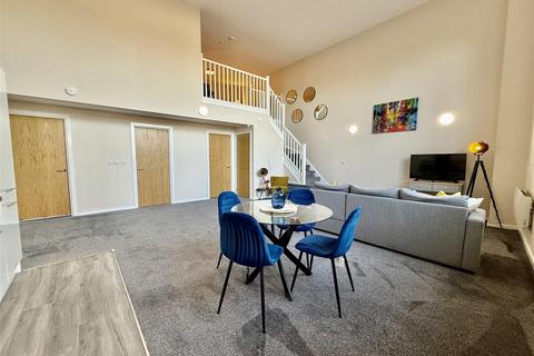 2 bedroom duplex for sale, Raven Road, Gateshead